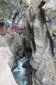 Steps lead down to the very foot of the falls. Falls Trail Box Canyon Waterfall Park Ouray Co Picture Of Box Canyon Waterfall Park Ouray Tripadvisor
