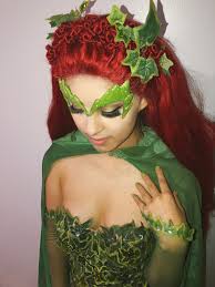 I decided to go as poison ivy as i had some fake leaves left over from the jungle new years eve party i helped organise and i. Poison Ivy Costume Ivy Costume Poison Ivy Costumes Poison Ivy Costume Diy