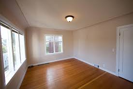 25 smart, inspiring ways to use a spare bedroom a rarely used guest room that sits vacant most of the time is ripe for repurposing. Small Empty Apartment Living Room Novocom Top