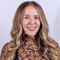 Kara Good's Instagram, Twitter & Facebook