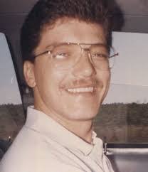 Andrew Wayne's Instagram, Twitter & Facebook