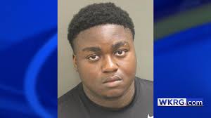 Prichard Police Department begins internal investigation after officer's  arrest in Florida