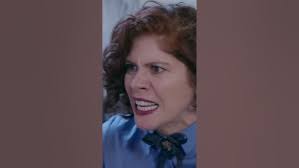 LUZ DE ESPERANZA |PETRONILO LE HACE UNA ADVERTENCIA A ÁGATHA| #Shorts