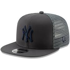 Men S New Era Graphite New York Yankees Mesh Fresh 9fifty Adjustable Snapback Hat In 2021 Snapback Hats Hats For Men Snapback