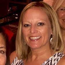 Amy Strahan's Instagram, Twitter & Facebook