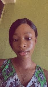 Esther Otten's Instagram, Twitter & Facebook