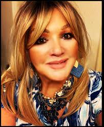 On myWay to get picked up to celebrate New Year's Eve at the Eagles  Ballroom 💋 Enjoying the celebrations with Lana Luxford Sandra Hylton  Colleen Johnson It will be a Spectacular night