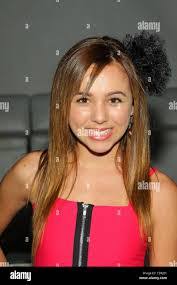 Alexis Molnar's Instagram, Twitter & Facebook