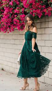 Pin By Elizabeth Chandler On Life In Midi Dresses Tea Length Prom Dress Green Lace Dresses Wedding Guest Dress