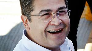 Trump fik et brev fra fængslet, og så omstødte han en dom på 45 års fængsel 