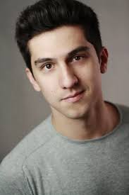 Jerry Velázquez triunfa en los Premios Metropolitanos