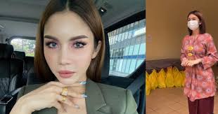 Gambar mesra erin malek bersama bakal tunangannya. Mana Surah Kata Baju Kurung Milik Wanita Sajat Gesa Pihak Berwajib Jawab Tempatan Hiburan Trending Cari Infonet