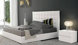 Visualizza altre idee su camera da letto, arredamento, arredamento d'interni. Come Combinare Il Colore Delle Tue Pareti Con Le Lenzuola Matrimoniali