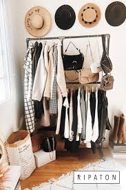 Portant Vetements En Acier En 2020 Deco Chambre A Coucher Portant Vetement Idee Deco Dressing