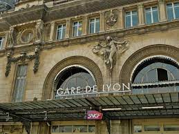 The most notable part of the station's facade is the charming clocktower, a bit similar to famous london's. Paris Station Sounds Soundlandscapes Blog