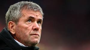 Fc köln hat das erste spiel unter interimstrainer friedhelm funkel verloren, bei bayer 04 leverkusen kassierte der tabellenvorletzte am samstagabend ein 0:3 (0:1) und den nächsten. I3 Rbaulmtgwzm