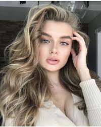 Pin By Trevorgoldberg28 On Iovely Ladies 3 0 Beautiful Girl Makeup Trendy Hair Color Beauty Girl