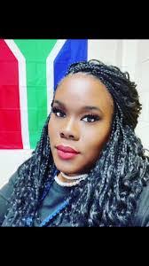 Roslyn Ware's Instagram, Twitter & Facebook