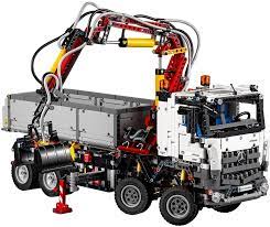 The new arocs remains true to its virtues, and continues to excel with power, robustness and efficiency. Amazon Com Lego Technic Mercedes Benz Arocs 3245 42043 Building Kit Toys Games