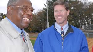 Sadness expressed over death of baseball legend Hank Aaron