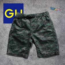 Global Uniqlo (GU) Celana Pendek Gesper/Belt Camo, Fesyen Pria, Pakaian ,  Bawahan di Carousell