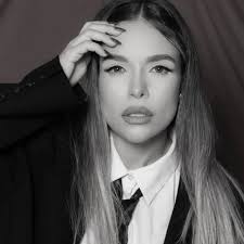 ADA GOMEZ (@adagomezzs) • Instagram photos and videos