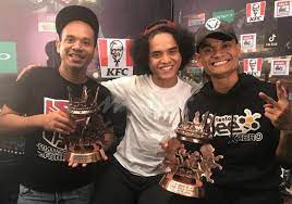 Bagi yang tidak berkesempatan menonton mlm 2018 minggu 12 akhir, anda boleh tonton ulangan dilaman ini sebaik sahaja rancangan tamat. Shiro Bawa Pulang Rm500 000 Juara Maharaja Lawak Mega 2018 Hiburan Mstar