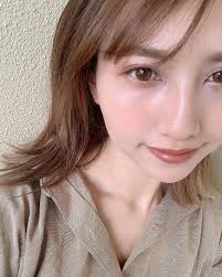 スティックタイプのファンデーション を使ってみました このブランドの中で一番カバー力があるだけあって割とこっくり固めのテクスチャなのですが 伸びが良くて jp teshil com ツヤ肌メイク 春 メイク ツヤ肌