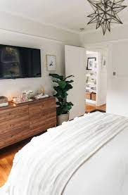 78 Cool First Apartment Decorating Ideas On A Budget Apartmentdecor Apartmentliving Apa Small Apartment Bedrooms First Apartment Decorating Remodel Bedroom