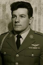 Lewis Wetzel was a well known Indian fighter along the Ohio is the later  1700's. The Wetzel family was well known, 3 of the 5 boys including Lewis  were at one time