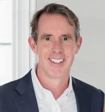 63 Fitch Ln, New Canaan, CT 06840