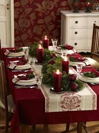 Top 10 Inspirational Ideas For Christmas Dinner Table Top Inspired Christmas Dining Table Christmas Centerpieces Christmas Table Decorations