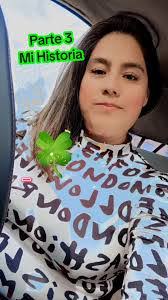 Adela Reyes's Instagram, Twitter & Facebook