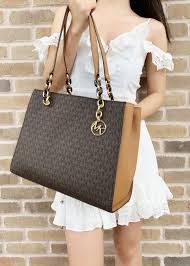 Black And Brown Mk Purse Michael Kors Sofia Large Chain Tote Brown Mk Signature Acorn Top Poshmark Handbags T Michael Kors Handbags Brown Michael Kors Clothes Mk Bags Michael Kors