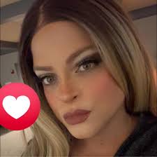 Eyes: 👁 Nars proof eyeshadow base Artist Couture “Supreme Nudes” Eylure  “bronze beauty Ilia limitless mascara Lips :👄 Morphe Sweet Tea lipliner  Dose of color matte liquid lipstick in “Sand” Lancôme L'Absolu