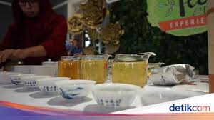 Ya, teh hijau dikenal sebagai minuman yang sehat. Begini Cara Benar Seduh Teh Hijau Untuk Hasil Maksimal