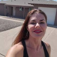 Theresa Mattern's Instagram, Twitter & Facebook