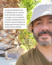 Alejandro Singh (@alejandro_singh) • Instagram photos and videos