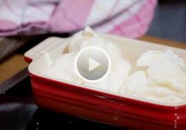 In Diesem Video Zeigt Ihnen Aaron Waltl Welche Zutaten Sie Fur Salzburger Nockerl Benotigen Wie Man Salzburg Nockerl Rezept Salzburger Nockerl Rezept Nockerl