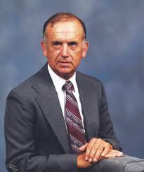 Leslie William Magee, Jr.