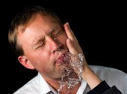 Tamparan Inspirasi Bisnis: "Baru Pertama Kali Berbisnis? Mulai deh dengan  Dagang Barang!"