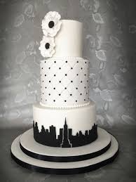 New York Theme Wedding Cake Themed Wedding Cakes Wedding Cakes Red Velvet Wedding Cake