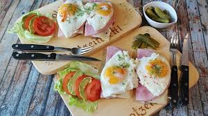 Diet sehat dapat mencegah berbagai penyakit. 12 Menu Sarapan Enak Alami Ini Bikin Kenyang Lama Bagus Untuk Diet