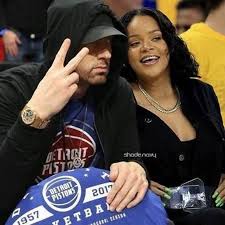 So Did They Date Eminem Rihanna Eminem Smiling Eminem