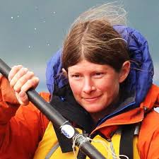 Amazon.co.jp: The Walkabout Chronicles: Epic Journeys by Foot (The  Chronicles Series) : Torkildson, Tor and Siffy: Foreign Language Books