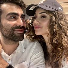 Harpal Sagoo and Veronica Aleman's Wedding Website