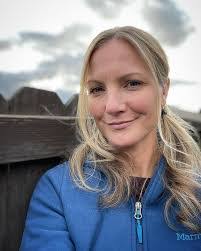 Karen Boyden's Instagram, Twitter & Facebook