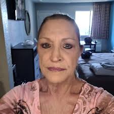 Who is having trouble with Live Oak Environmental trash pickup?