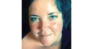 Rebecca Downard's Instagram, Twitter & Facebook