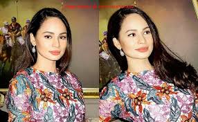 (foto) seksinya izara aishah di anugerah meletop, mujur. Izara Aishah Seksi